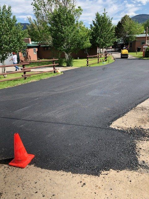 asphalt contractor, paving contractor, sealcoating, commercial asphalt contractor, asphalt overlays, billings mt, laurel mt, red lodge mt